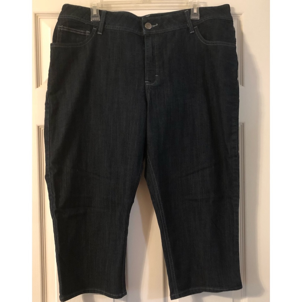 Lee Riders Denim Capris. Size 18W